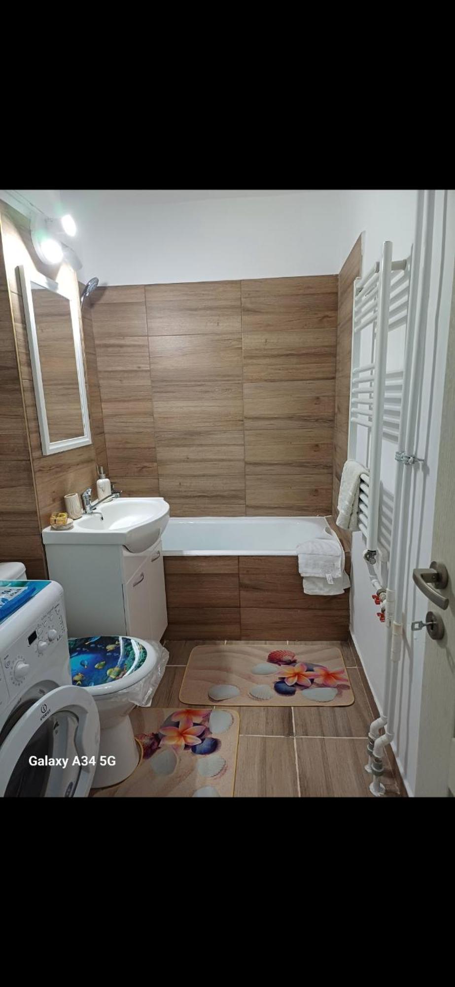 Garsoniera Luminoasa Apartment Craiova Exterior photo